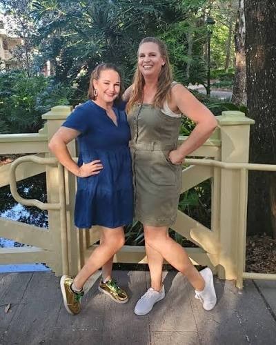 Kay Panabaker alongside her sister Danielle Panabaker